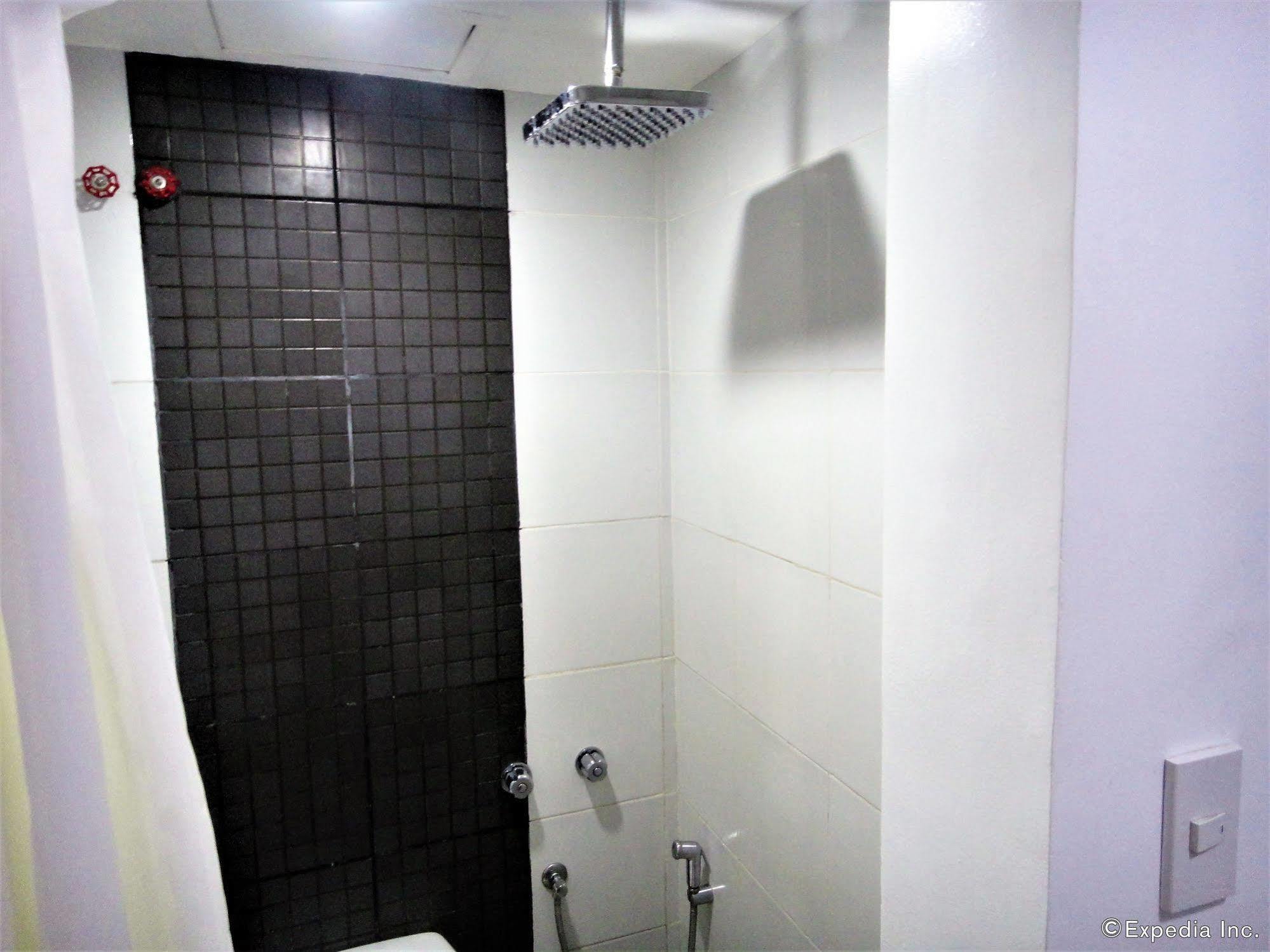 G-Galyx Inn Hotel Cagayan de Oro Kültér fotó