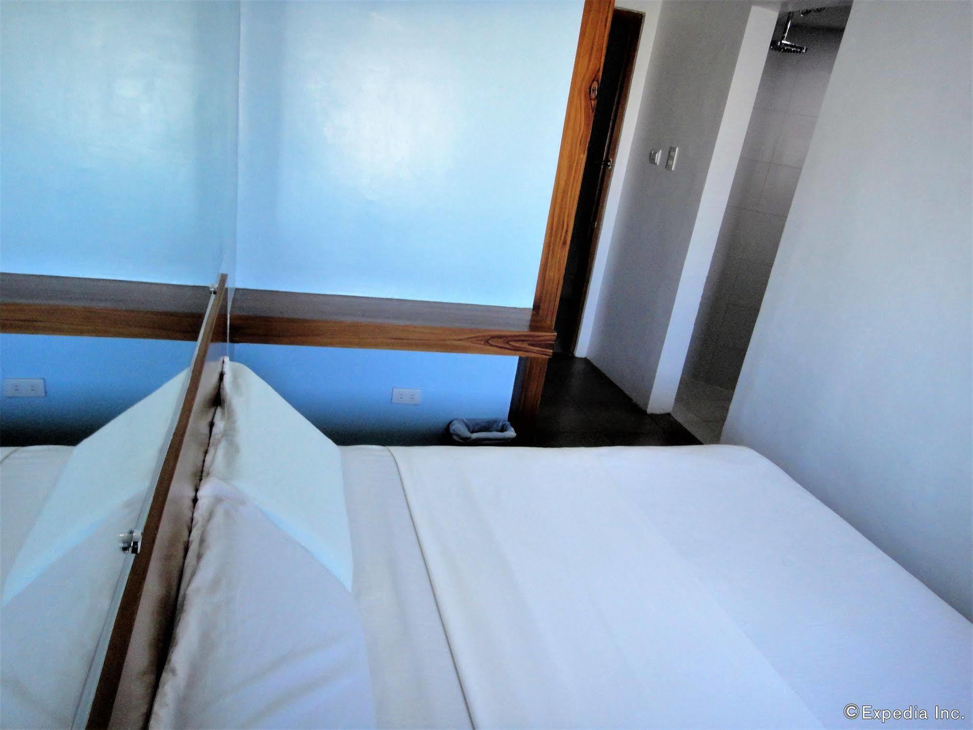 G-Galyx Inn Hotel Cagayan de Oro Kültér fotó
