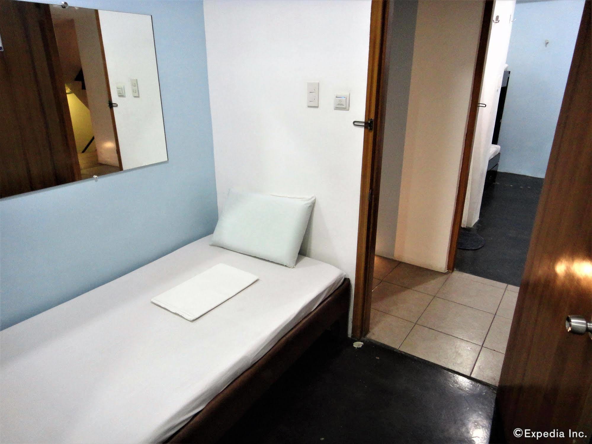 G-Galyx Inn Hotel Cagayan de Oro Kültér fotó
