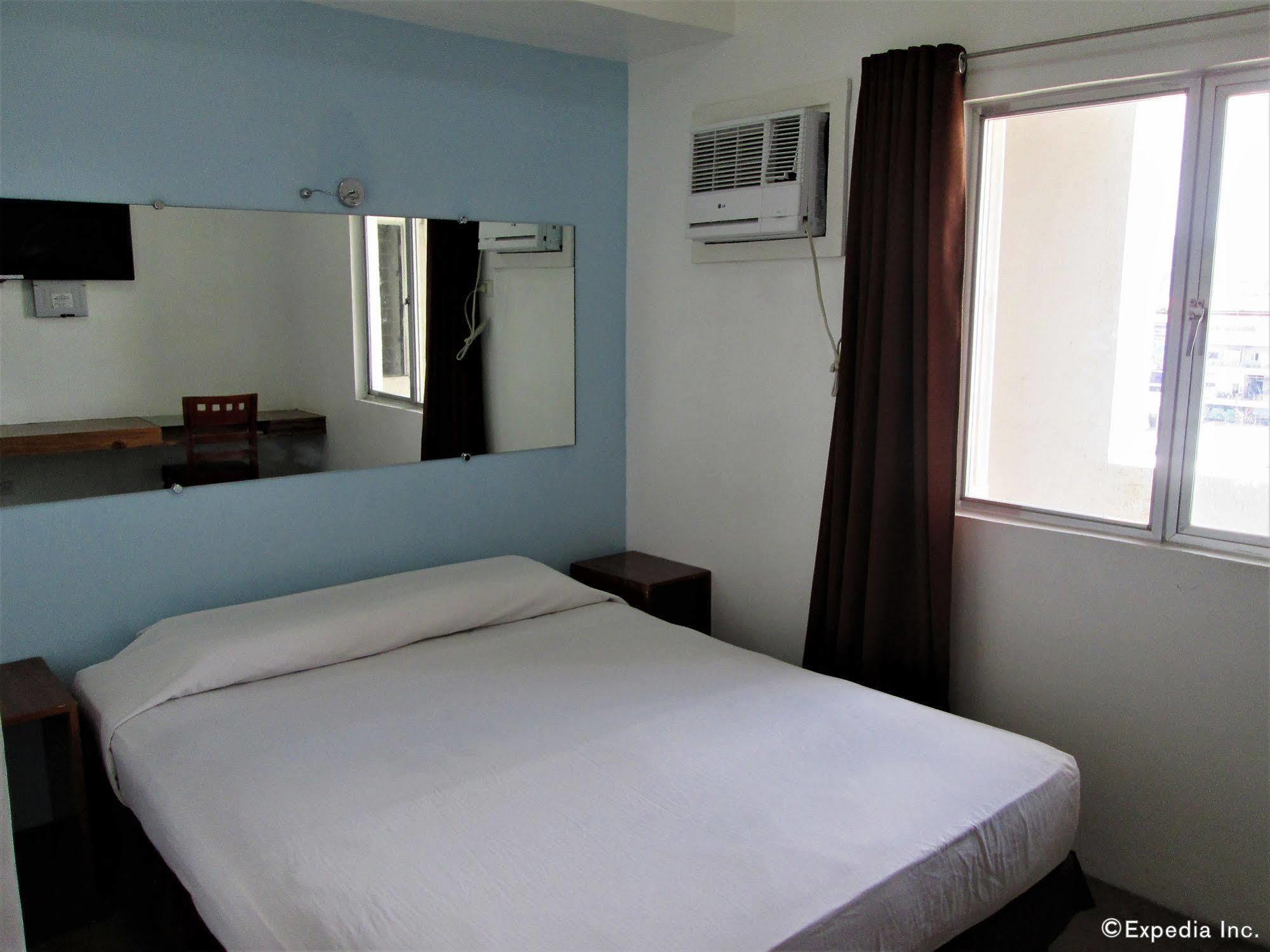 G-Galyx Inn Hotel Cagayan de Oro Kültér fotó