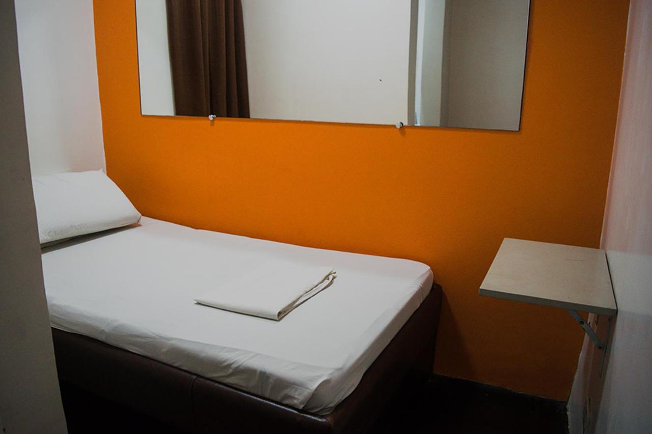 G-Galyx Inn Hotel Cagayan de Oro Szoba fotó